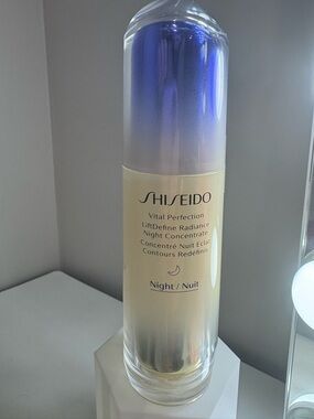 Shiseido Vital Perfection LiftDefine Radiance Night Concentrate 40mL BRAND NEW